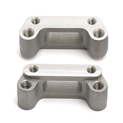 Associated Engine Mount, RC8